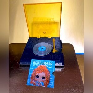 LOL SURPRISE RECRD PLAYER BLUEGRASS QUEEN MGA ENTERTAINMENT WORKS!